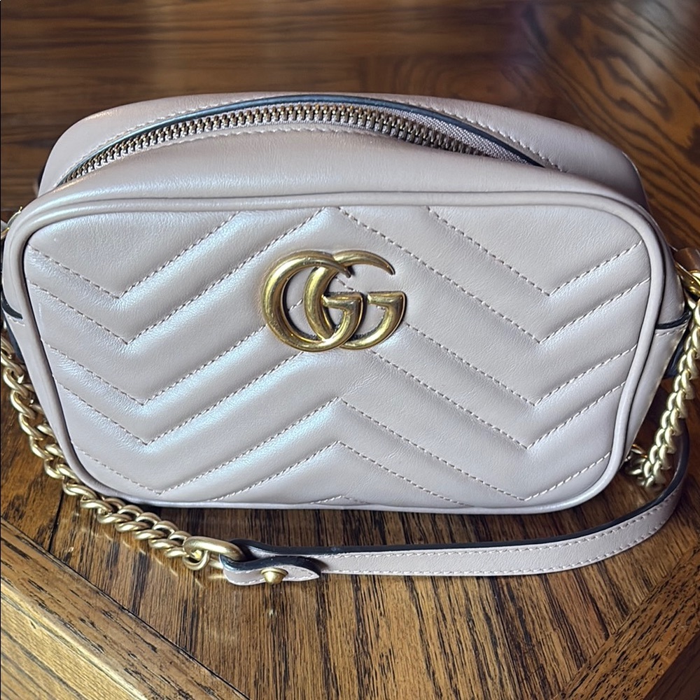 Gucci Marmont EUC small